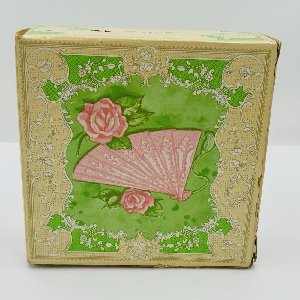 1970's Avon Hostess Fancy Soap‎ Set NIB Fan-Shaped Glass Dish 5 Pink Soaps Retro